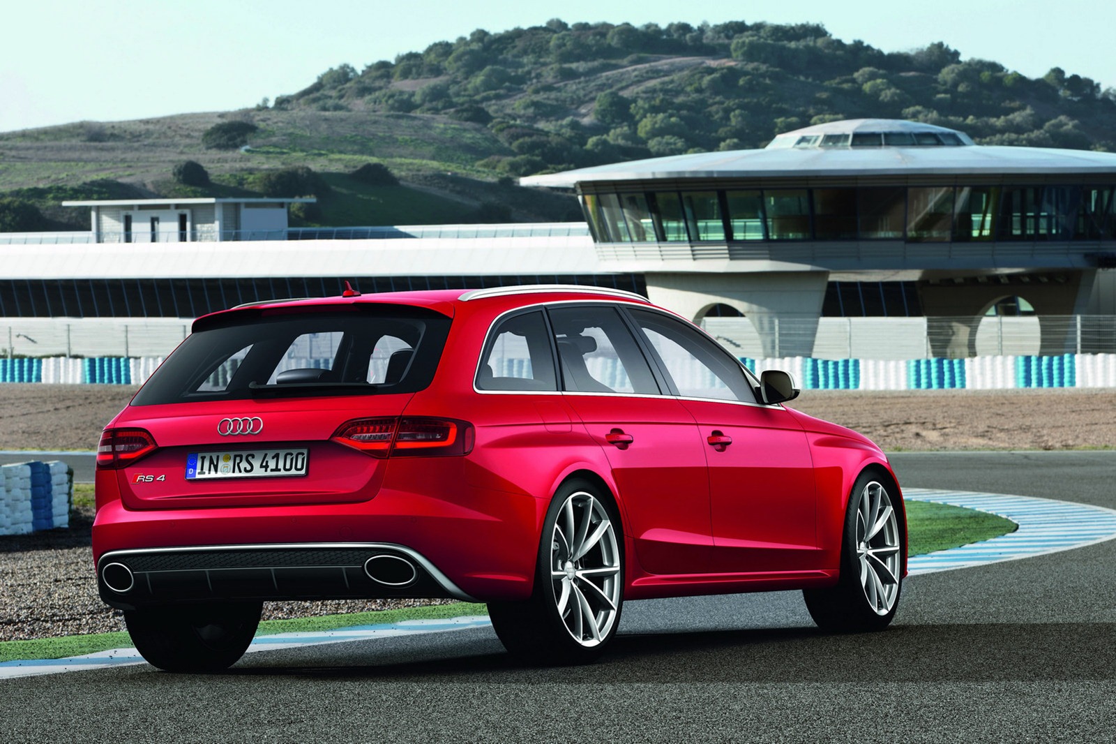 audi-rs4-avant-galerija