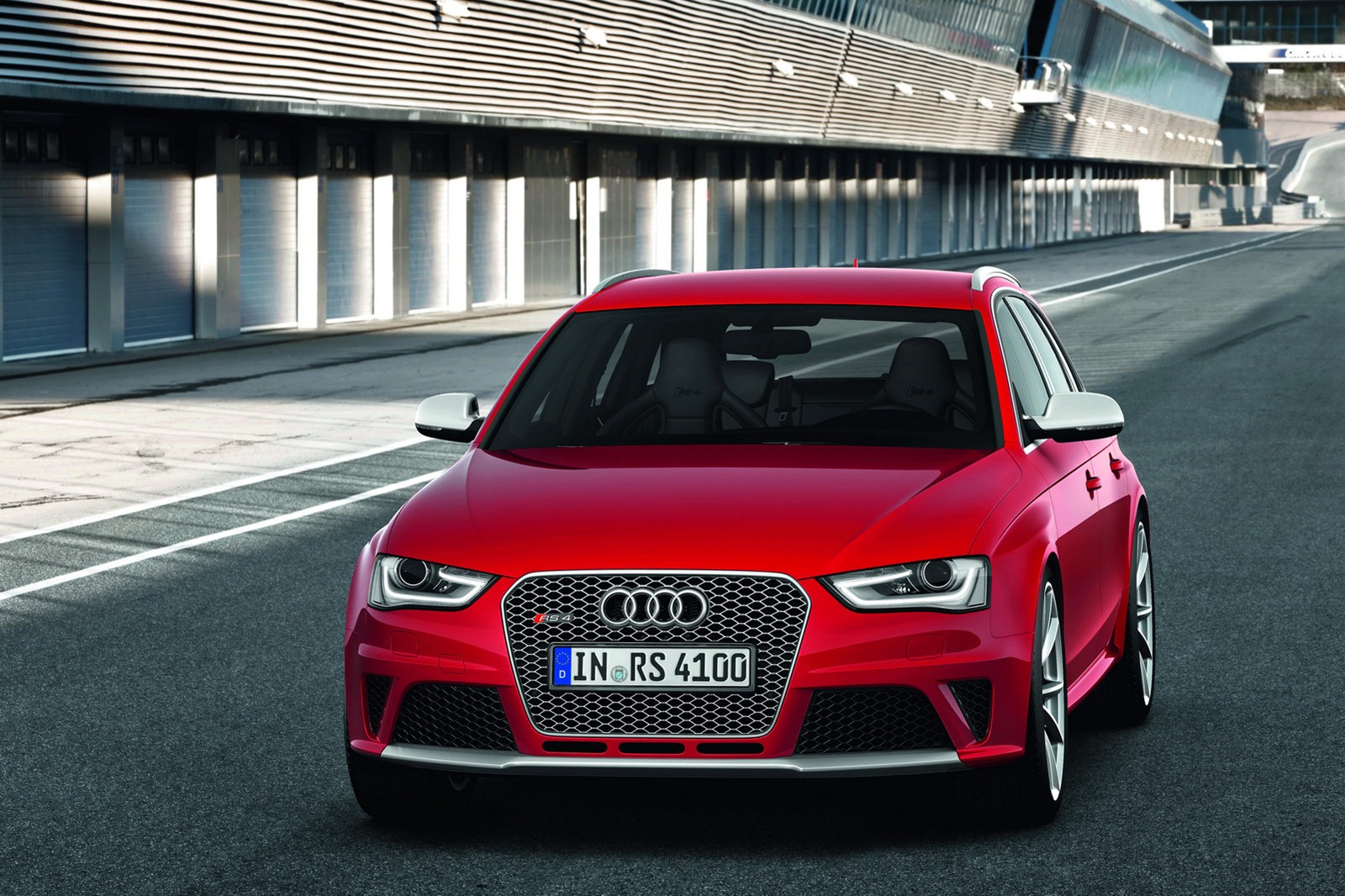 audi-rs4-avant-galerija