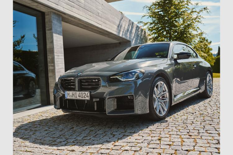 bmw-m2-novi-standard-za-kompaktne-sportske-automobile-1