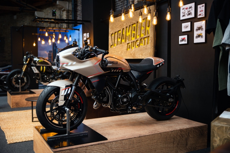 ducati-scrambler-odusevljava-sa-dva-koncepta-na-bike-shed-motoshow-u-londonu-10