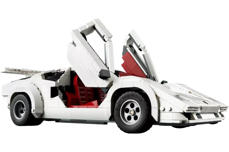 novi-lego-lamborghini-countach-dolazi-sa-malenim-v12-motorom-22