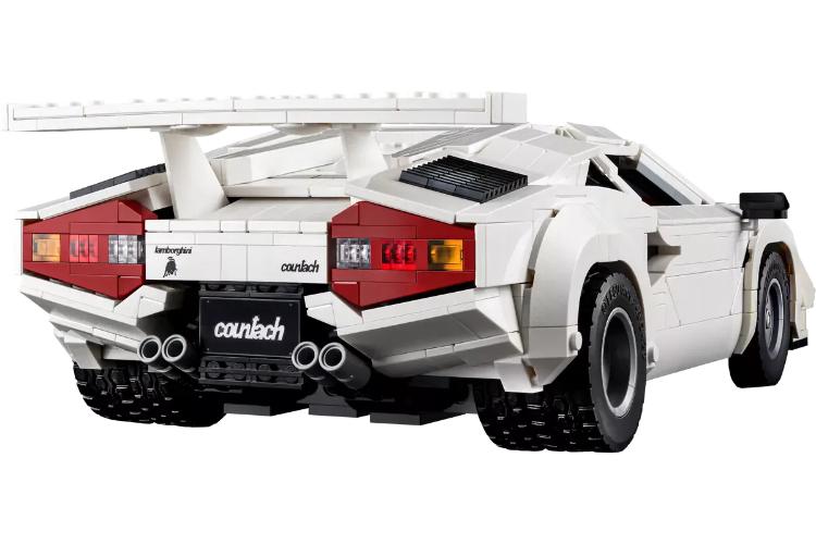 novi-lego-lamborghini-countach-dolazi-sa-malenim-v12-motorom-24