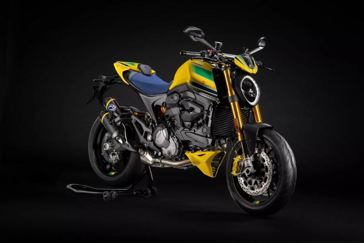 ducati-monster-senna-predstavljen-kao-omaz-trkackoj-legendi-6