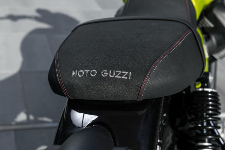 moto-guzzi-v7-3