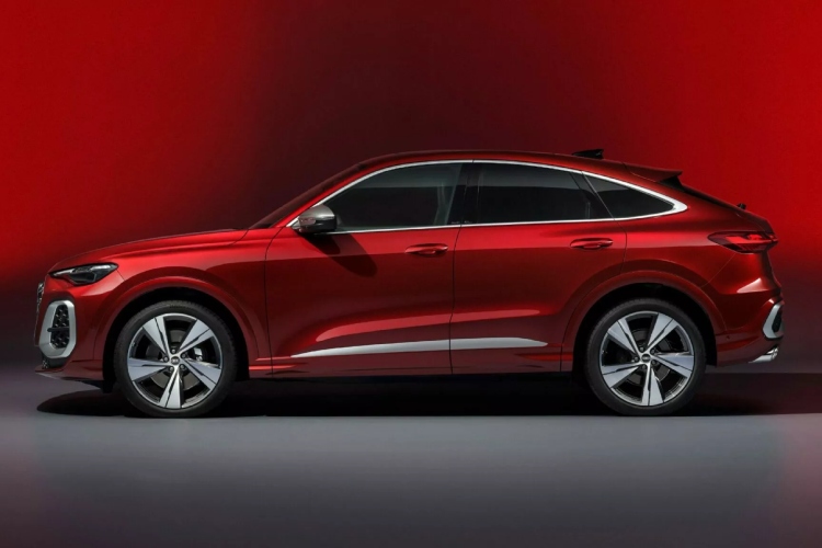 novi-audi-2025-audi-q5-sportback-2