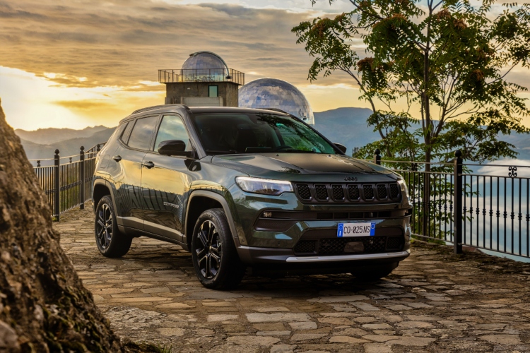 jeep-predstavlja-north-star-izdanje-modela-renegade-i-compass-u-cast-milion-prodatih-jedinica-u-evropi-55