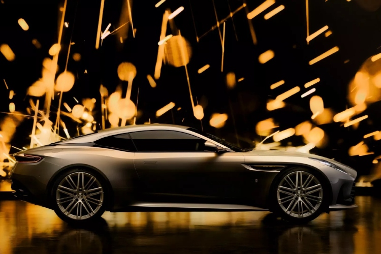 aston-martin-db12-goldfinger-kombinuje-klasican-izgled-sa-18k-zlatnim-akcentima-14