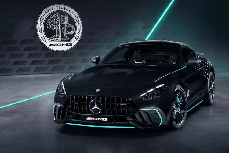 f1-inspirisani-mercedes-amg-gt-motorsport-collectors-edition-slavi-amg-niz-poraza-12