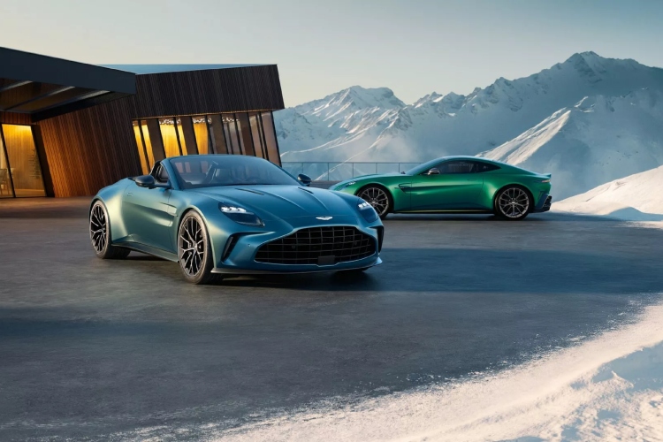 2025-aston-martin-vantage-roadster-elegancija-na-tockovima-sa-656-ks-1