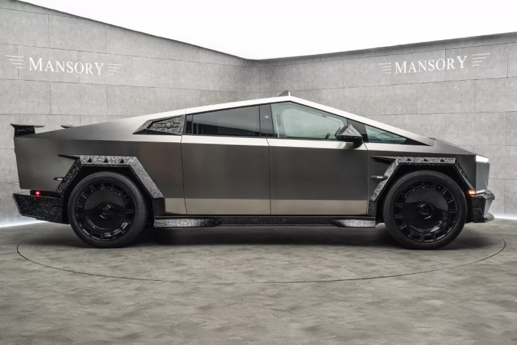 mansory-tesla-cybertruck-elongation-13