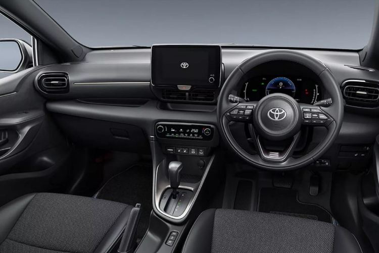 toyota-yaris-cross-16